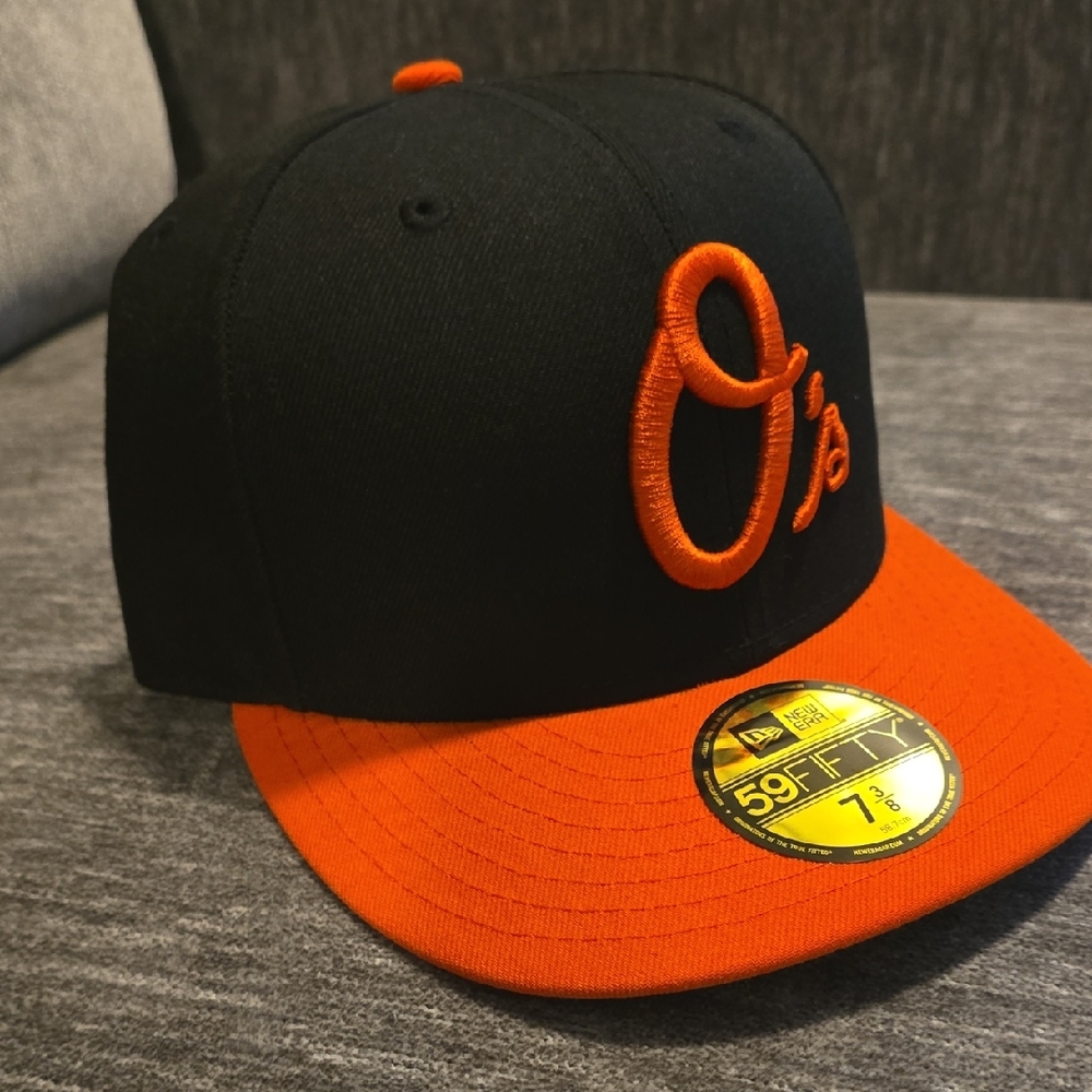 BNWT Baltimore Orioles - New Era Fitted Hat 7 3/8